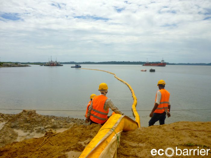 Ecobarrier Silt Curtain, Type III, for nearshore use