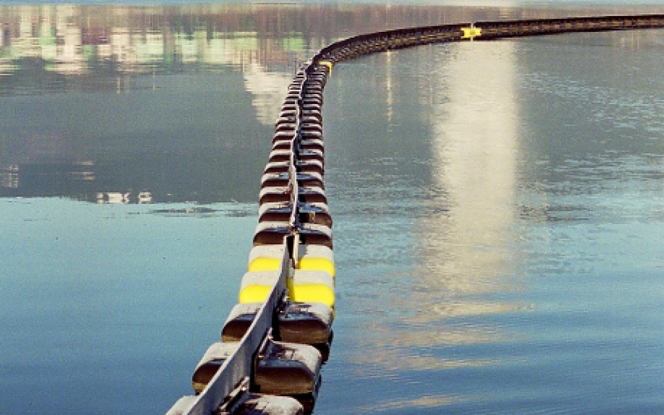Oil Booms Types And Functions Explained Ecocoast